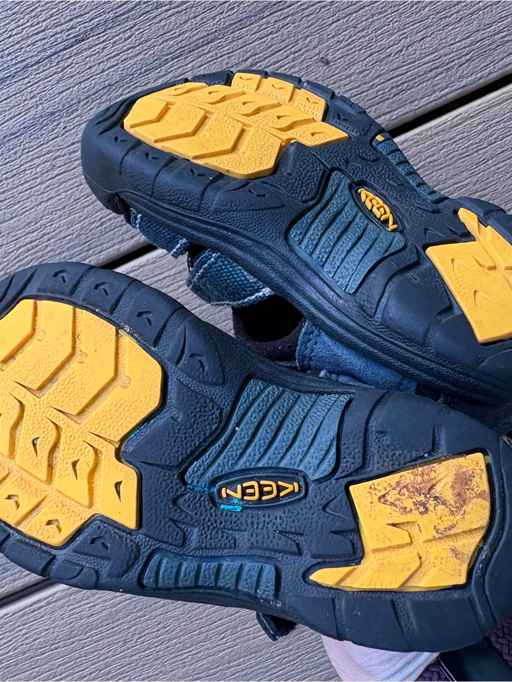 Toddler Keen Sandals - Picture 3 of 4